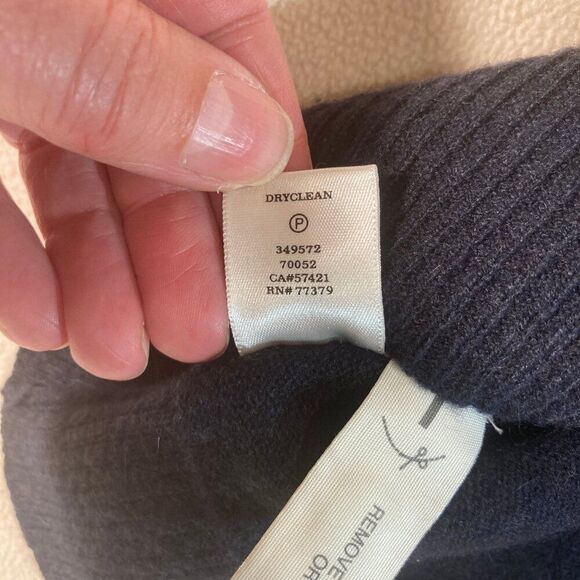 Ann Taylor Cashmere Sweater Sz Small Navy Round Neck Long Sleeve Quiet Luxury - Picture 7 of 8